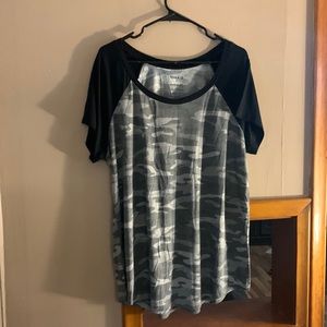 Size 2 Torrid Classic Fit Tee